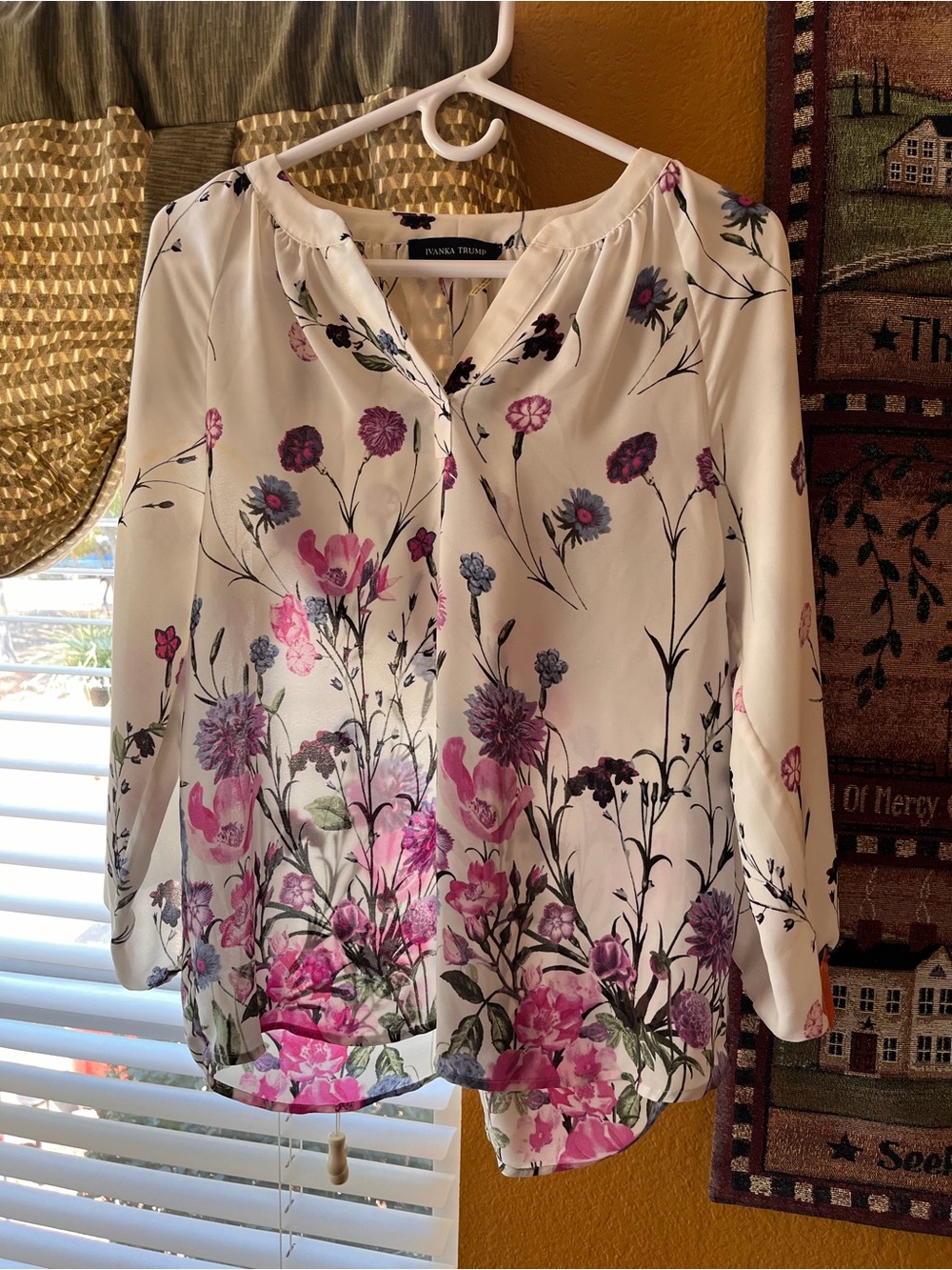 Ivanka Trump White Floral Long-Sleeve Blouse